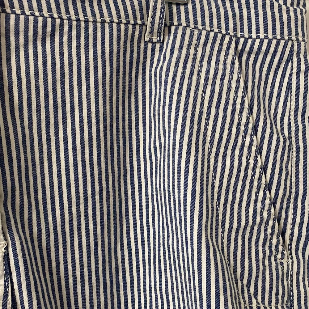 Boden Navy and White Striped Women's Bermuda Shorts. Size 10